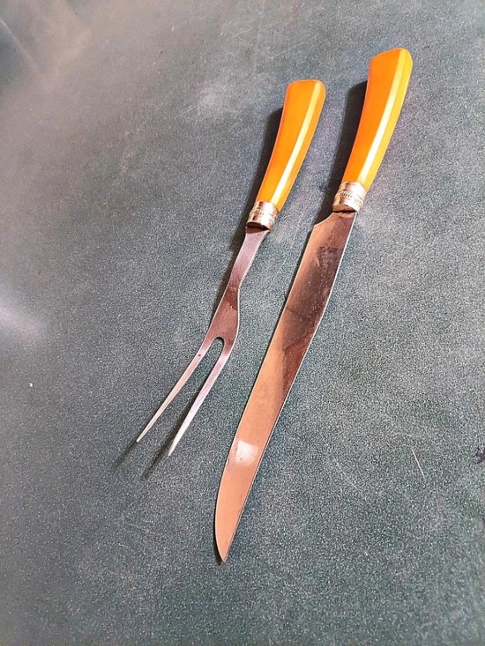 Everbrite Carving Knife & Fork Set in Orange